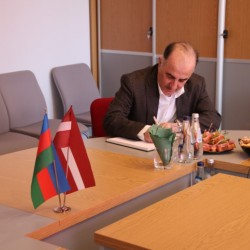 Azerbaidžānas Republikas vēstnieka vizīte Valkā (I.Leitis)
